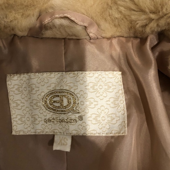 Faux Fur Jacket ✨ - Picture 3 of 4